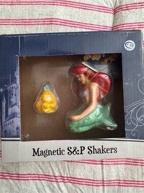 Magnetic Disney-Little Mermaid Salt & Pepper Shaker Set - Red, Green, Yellow